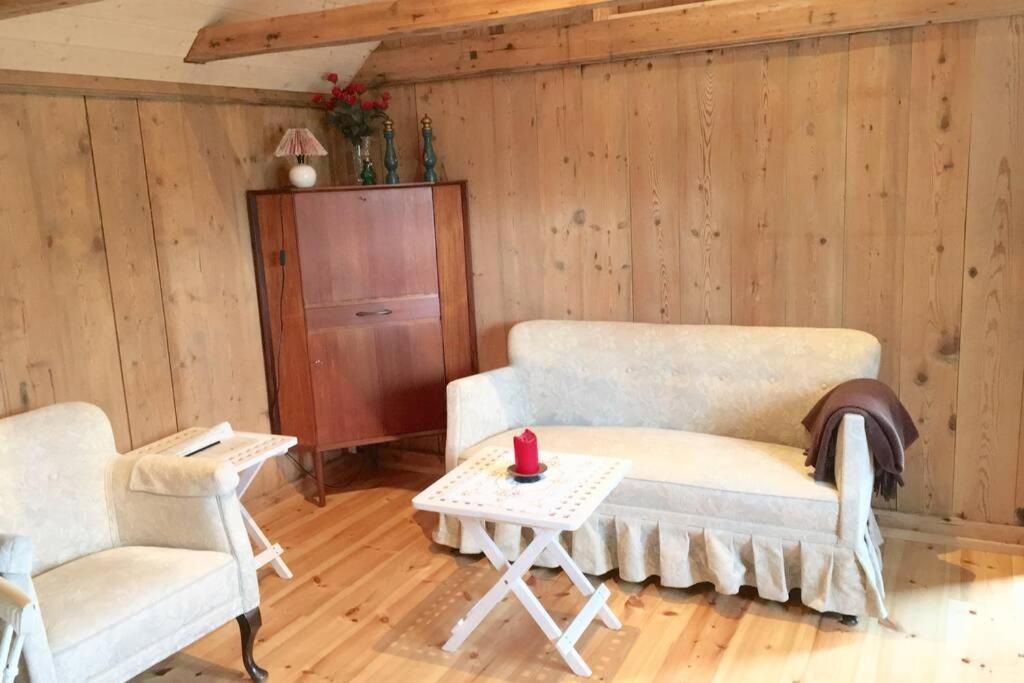 Charming Old Style Shanty Hvalba Bagian luar foto